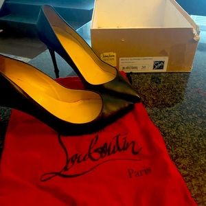 Used Christian Louboutin heels!! Pigalle, size 6.5